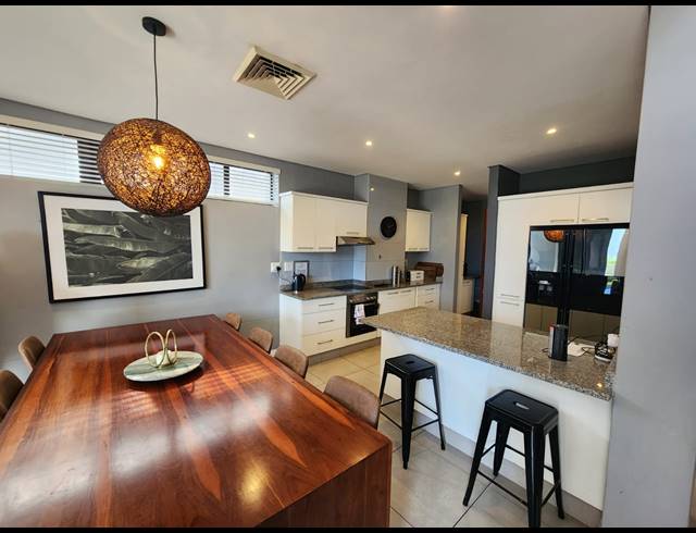 3 BEDROOM APARTMENT FOR SALE IN UMHLANGA CENTRAL
